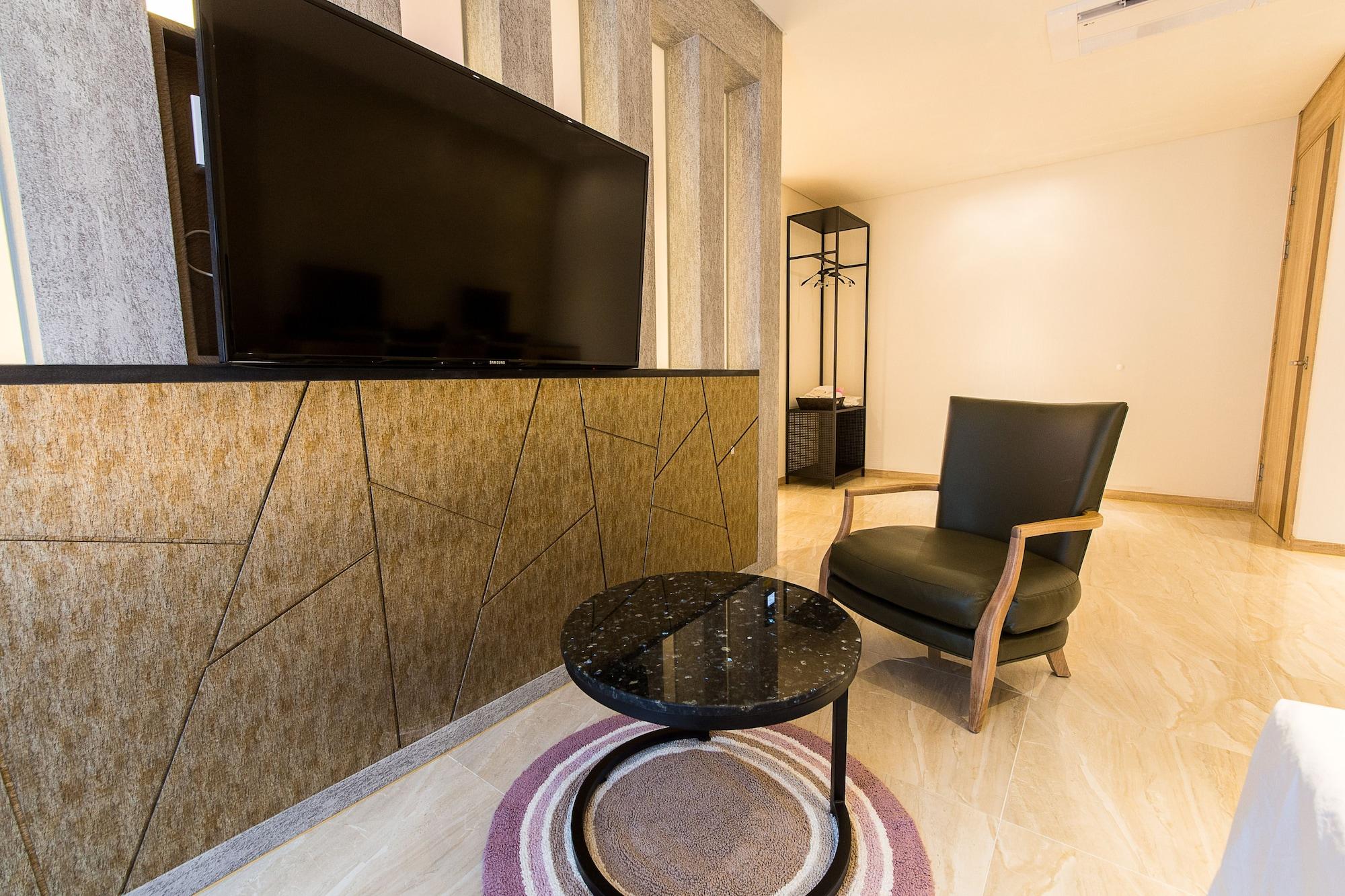 Boutique Hotel Sb Yeouido Seoul Exterior photo