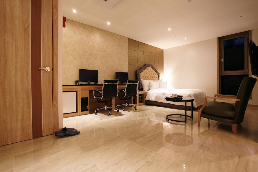 Boutique Hotel Sb Yeouido Seoul Exterior photo