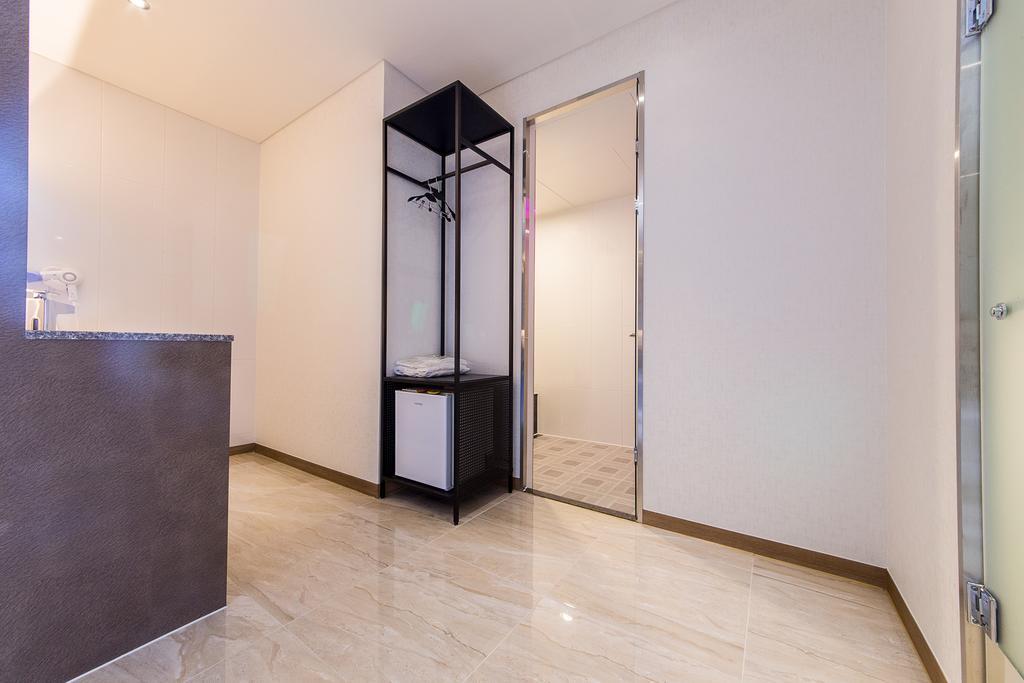 Boutique Hotel Sb Yeouido Seoul Exterior photo